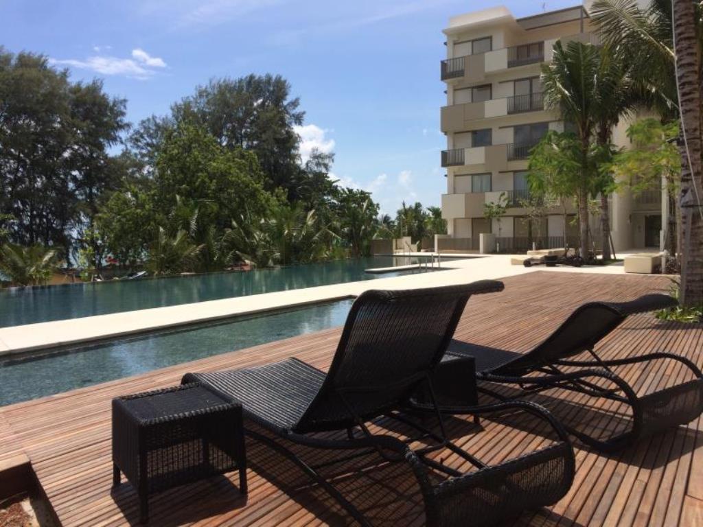 By The Sea Beachfront Penang Бату Феринги Екстериор снимка